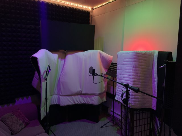 Microphone/Instrument Booth